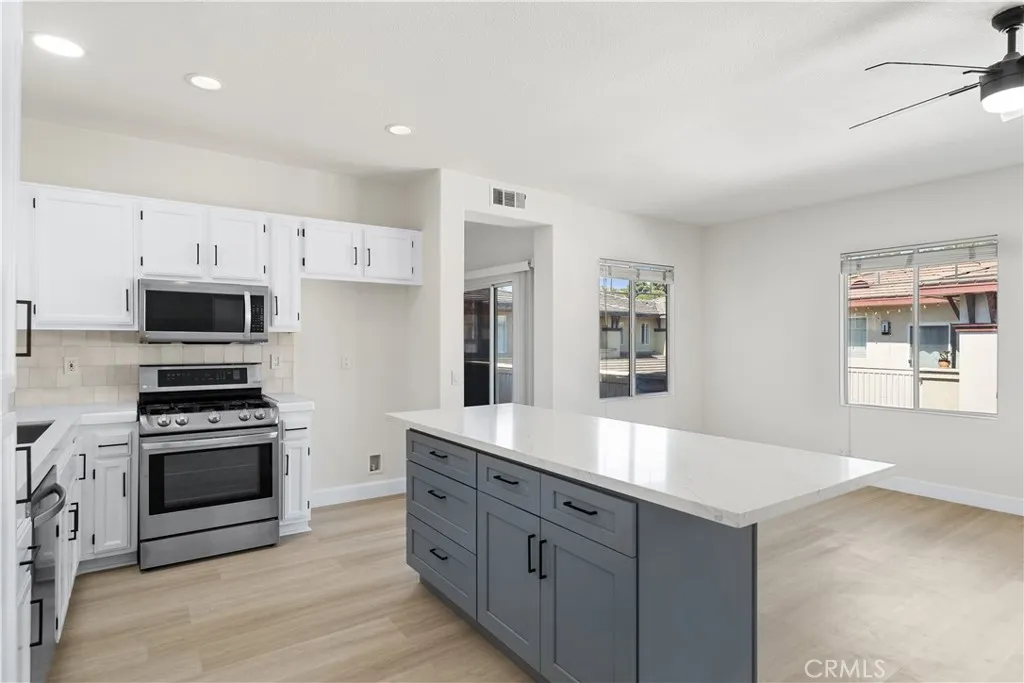 Additional image 30 of 14 Mosaic, Aliso Viejo, CA 92656