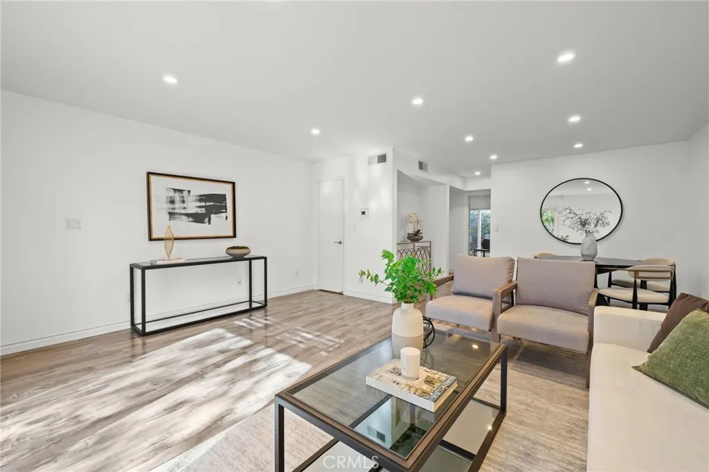 Additional image 11 of 5017 Cartwright Unit 3, North Hollywood, CA 91601