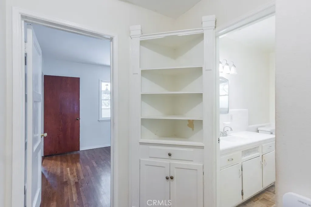 Additional image 32 of 12500 Martha St, Valley Village, CA 91607