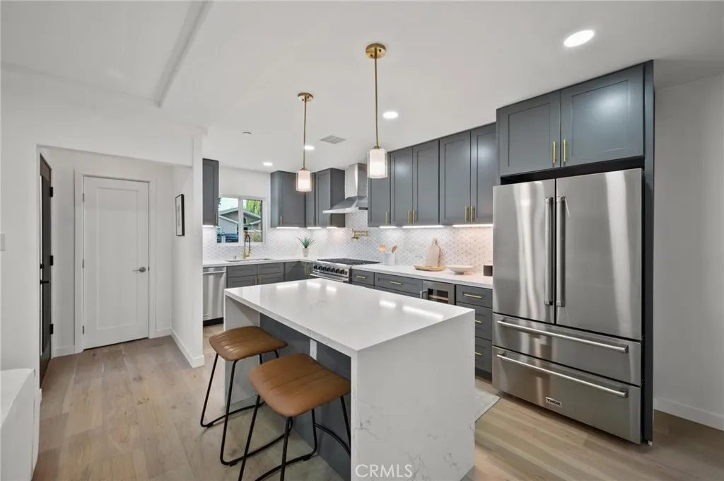 Additional image 6 of 14328 Emelita Street, Sherman Oaks, CA 91401