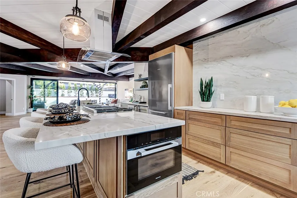 Additional image 33 of 876 Center Street, El Segundo, CA 90245