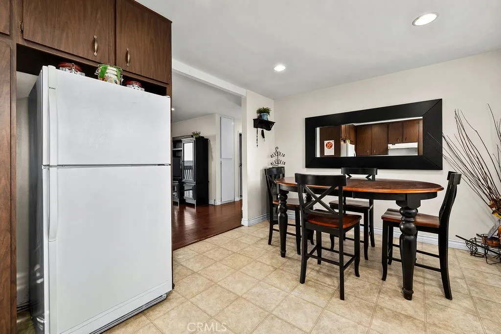 Additional image 45 of 35 Firwood, Irvine, CA 92604