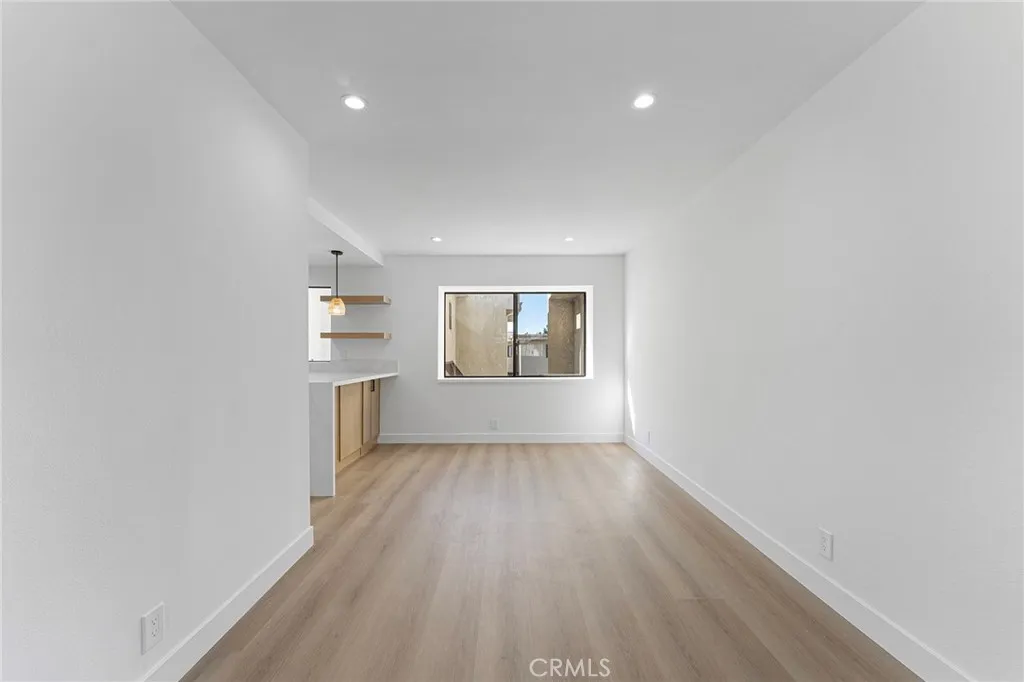 Additional image 58 of 10219 Pinewood Unit 2, Tujunga, CA 91042