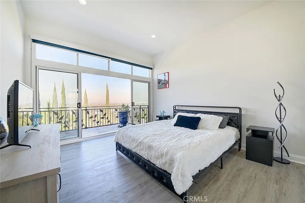 Additional image 22 of 3952 Oakfield Drive, Sherman Oaks, CA 91423