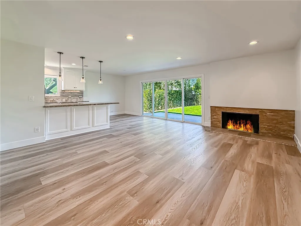 Additional image 3 of 23275 Hamlin, West Hills, CA 91307