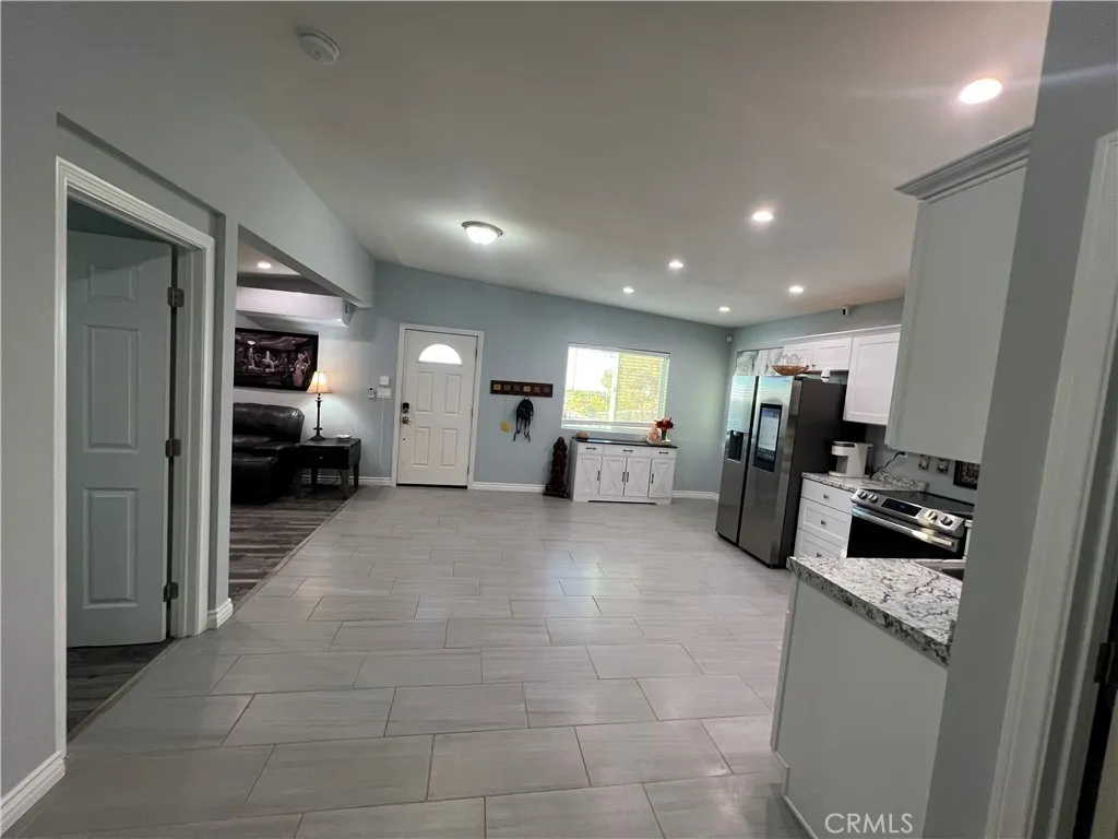 Additional image 36 of 20240 Juniper Rd, Apple Valley, CA 92308