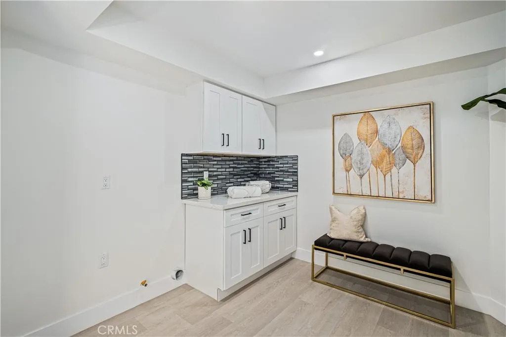 Additional image 68 of 2410 8th Avenue, Los Angeles, CA 90018