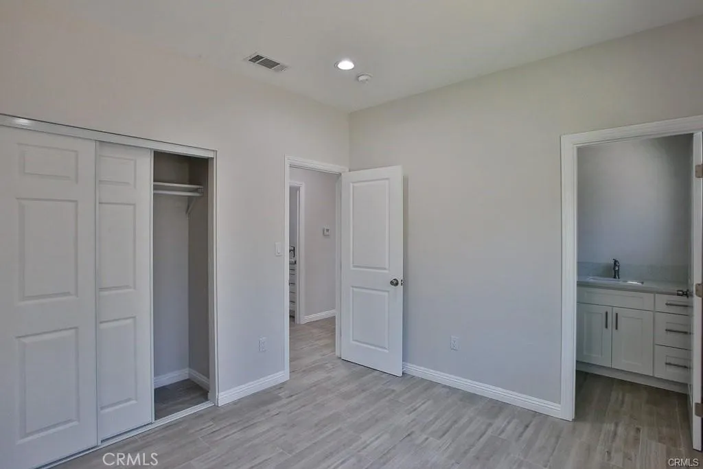 Additional image 11 of 2302 W La Verne Avenue, Santa Ana, CA 92704