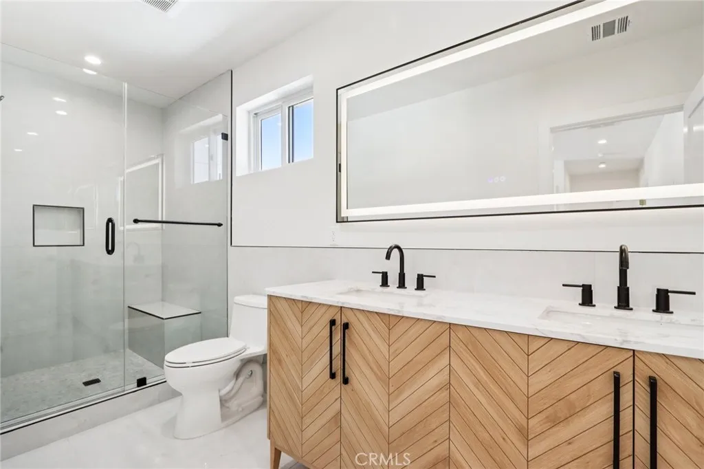 Additional image 76 of 14931 Vose Street, Van Nuys, CA 91405