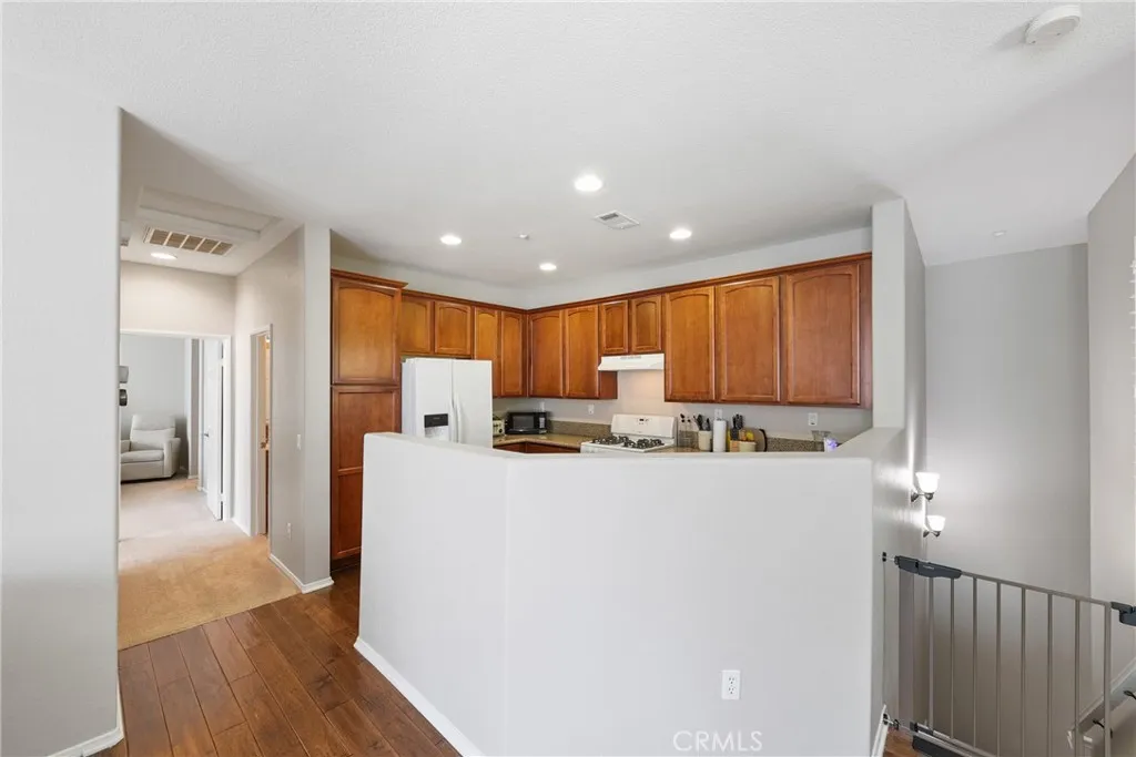 Additional image 14 of 15643 Vista Way, Lake Elsinore, CA 92532