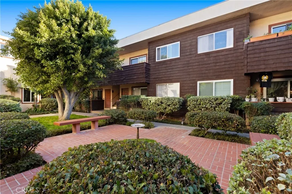 Additional image 30 of 5400 Newcastle Avenue Unit 56, Encino, CA 91316