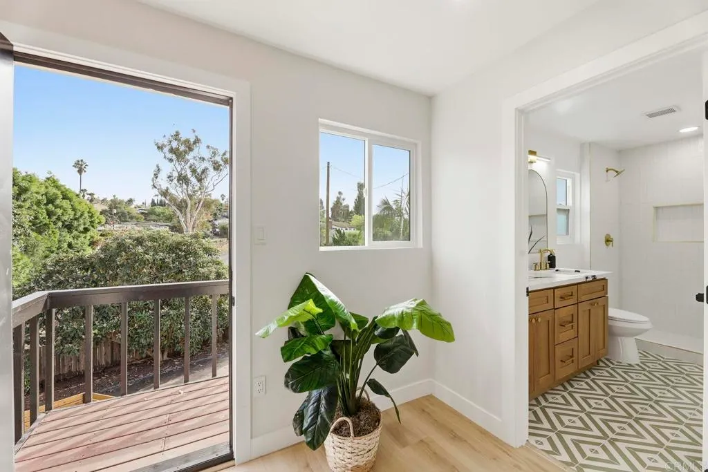 Additional image 20 of 1019 Torole Circle, Vista, CA 92084