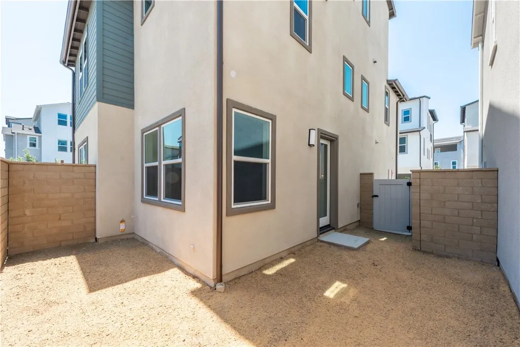 Additional image 36 of 363 Proctor, Irvine, CA 92618