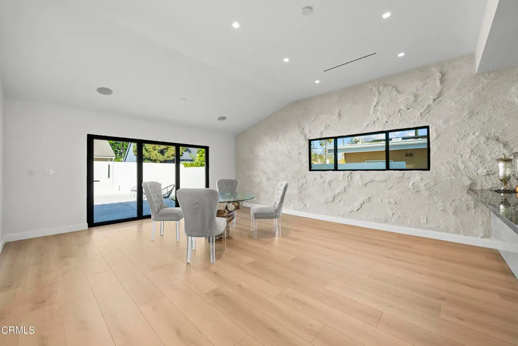 Additional image 18 of 14145 Weddington Street, Los Angeles, CA 91401