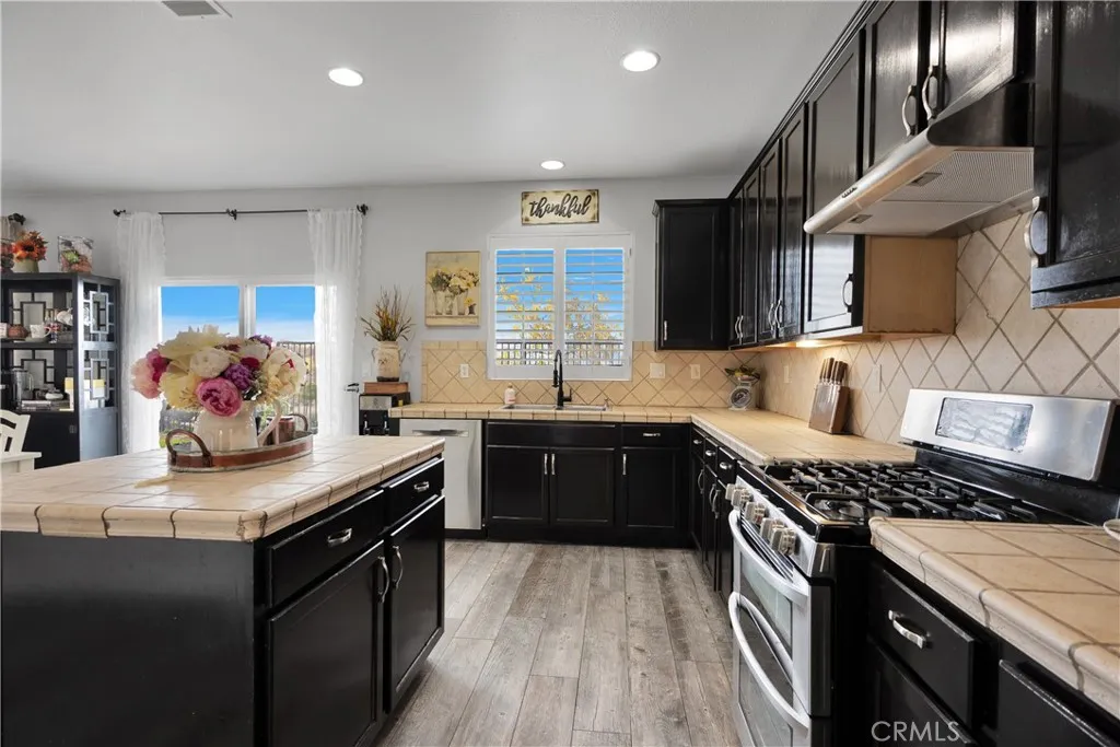 Additional image 14 of 2309 Carolyn Dr, Palmdale, CA 93551