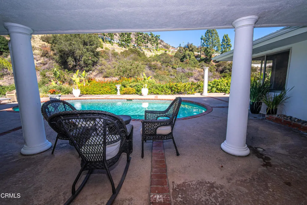 Additional image 95 of 2460 Las Positas Road, Glendale, CA 91208