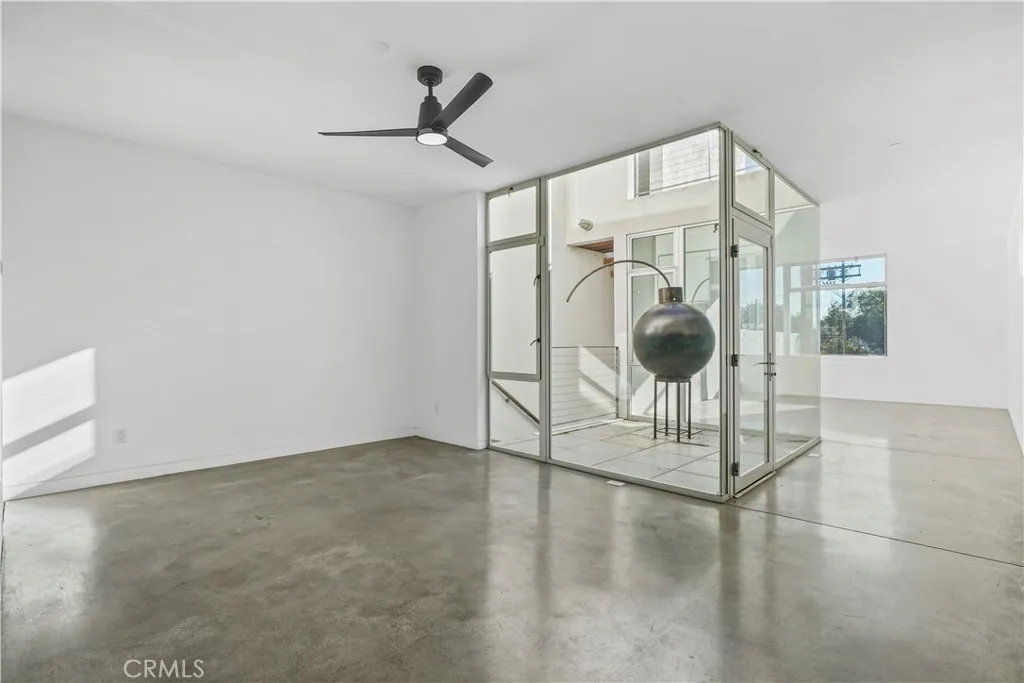 Additional image 4 of 1121 Abbot Kinney, Venice, CA 90291