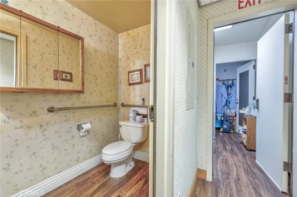 Additional image 42 of 16336 Whittier, Whittier, CA 90603