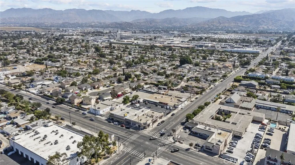 Additional image 9 of 12061 Strathern Street, North Hollywood, CA 91605