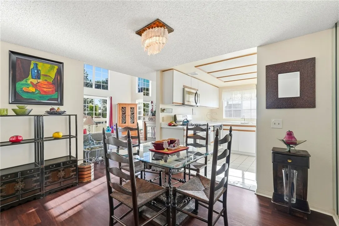 Additional image 42 of 871 S Lucerne Blvd Unit 2, Los Angeles, CA 90005