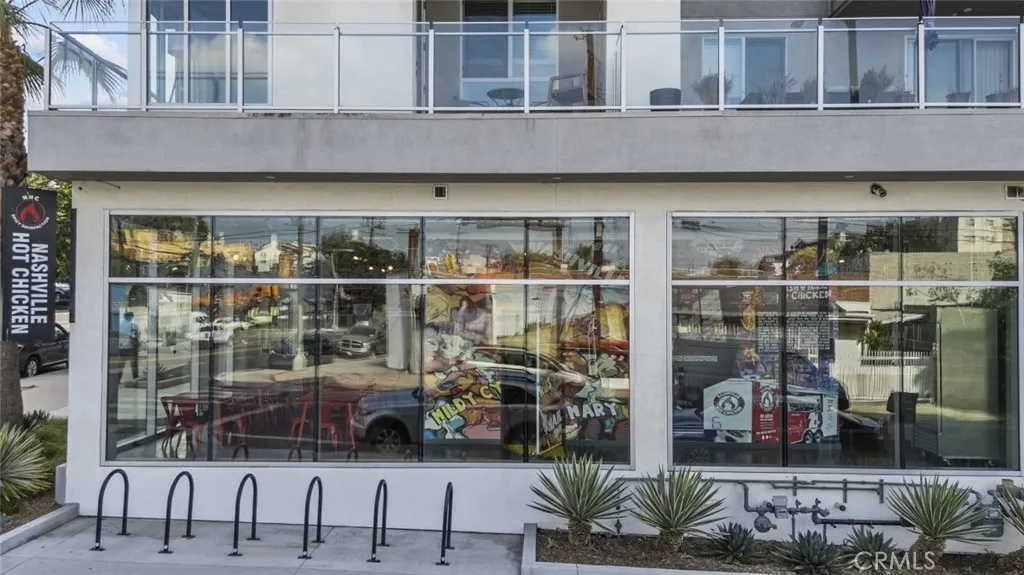 Additional image 2 of 330 Westlake Avenue N Unit 100, Los Angeles, CA 90026