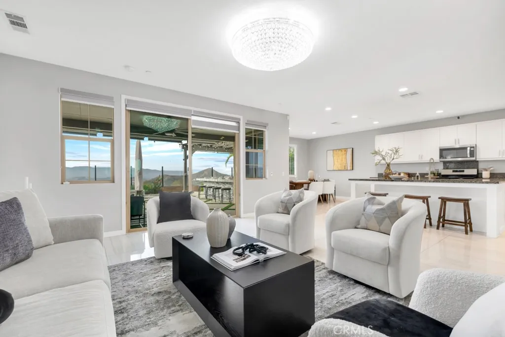 Additional image 8 of 18348 Cachet Way, Canyon Country, CA 91350