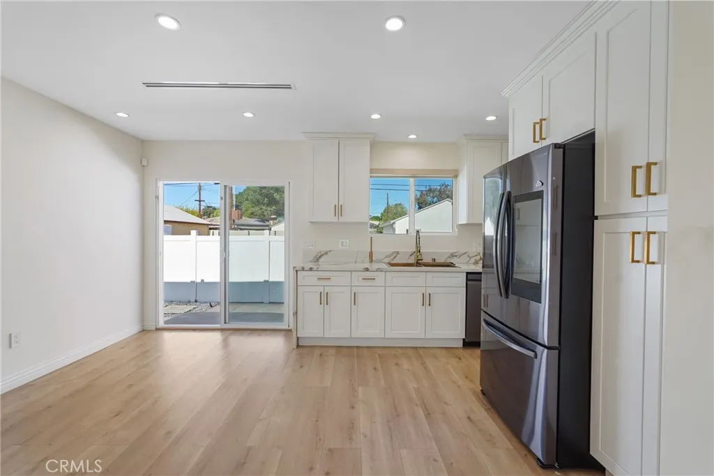 Additional image 16 of 12317 Roscoe, Sun Valley, CA 91352