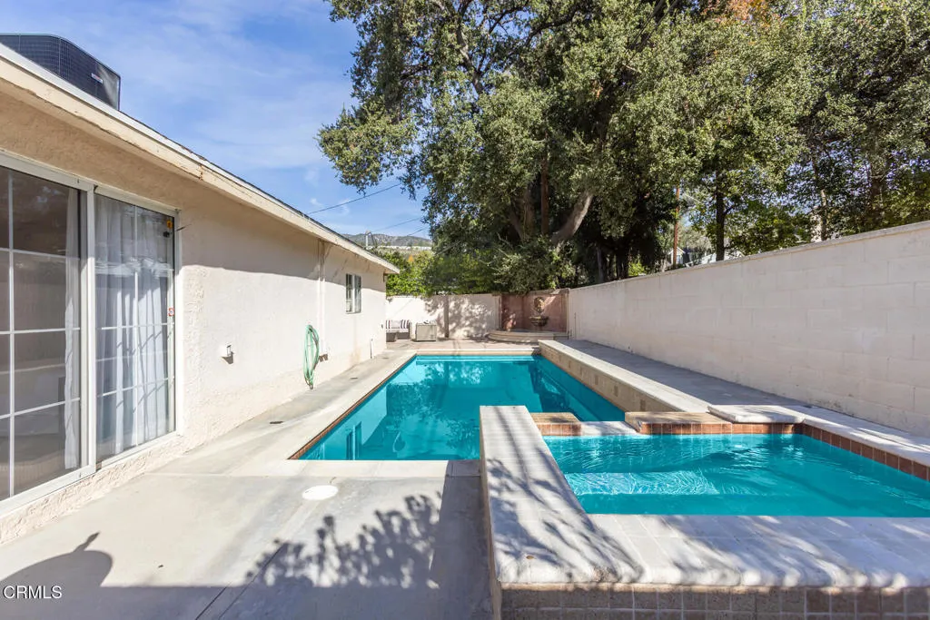 Additional image 128 of 4926 Crown Avenue, La Canada Flintridge, CA 91011