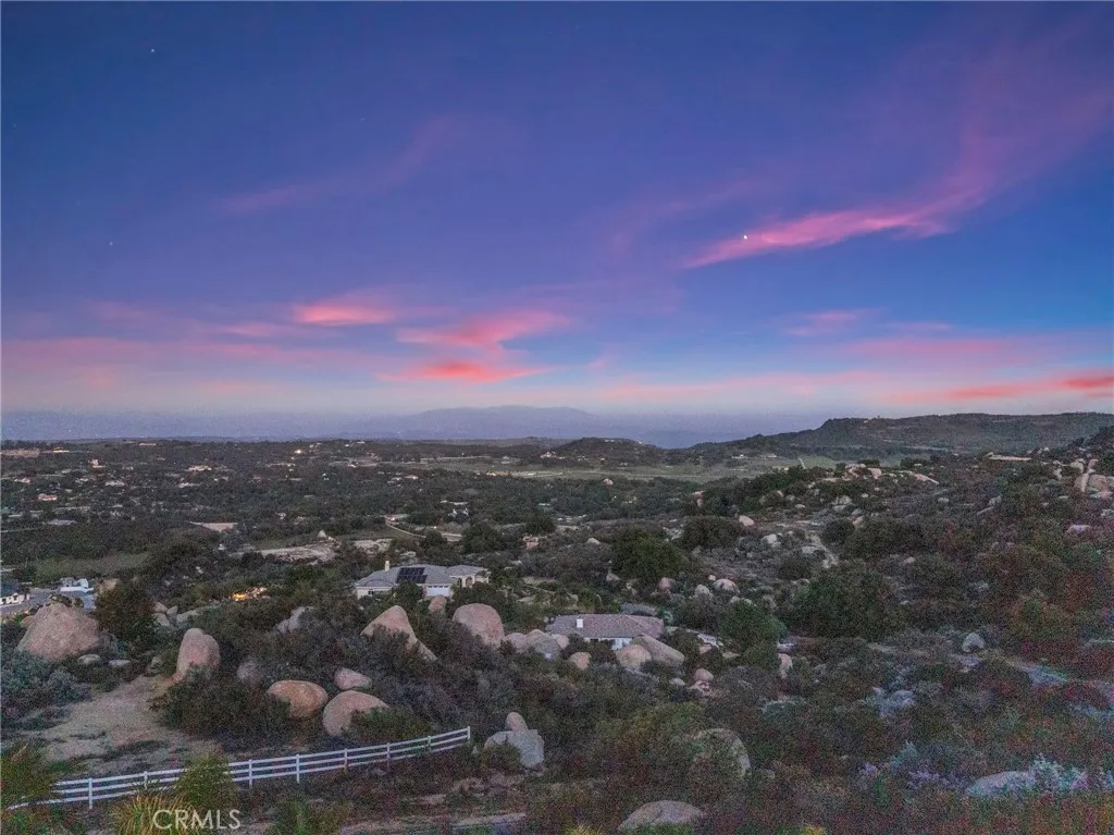 Additional image 3 of 41950 Hacienda Dr, Murrieta, CA 92562