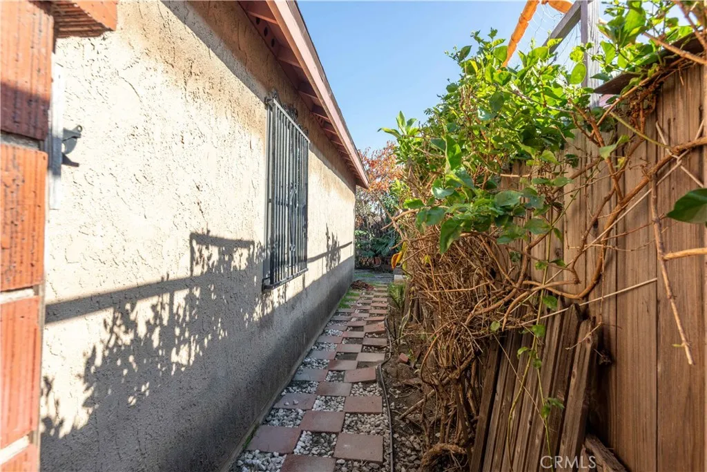 Additional image 73 of 2346 Hayes Avenue, Long Beach, CA 90810