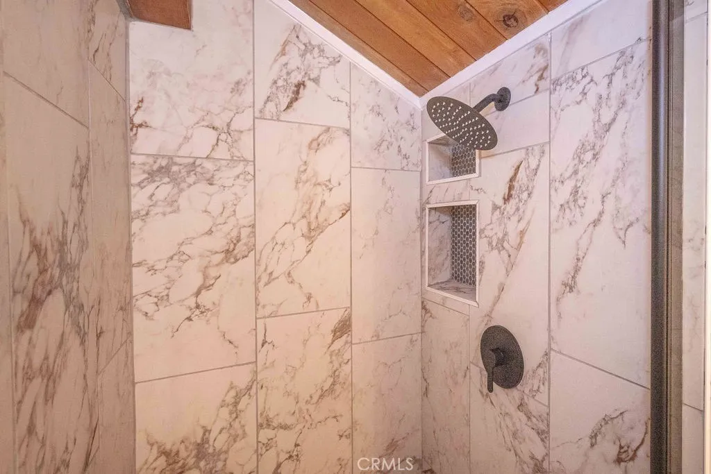 Additional image 16 of 945 Tinker Bell Avenue, Big Bear City, CA 92314