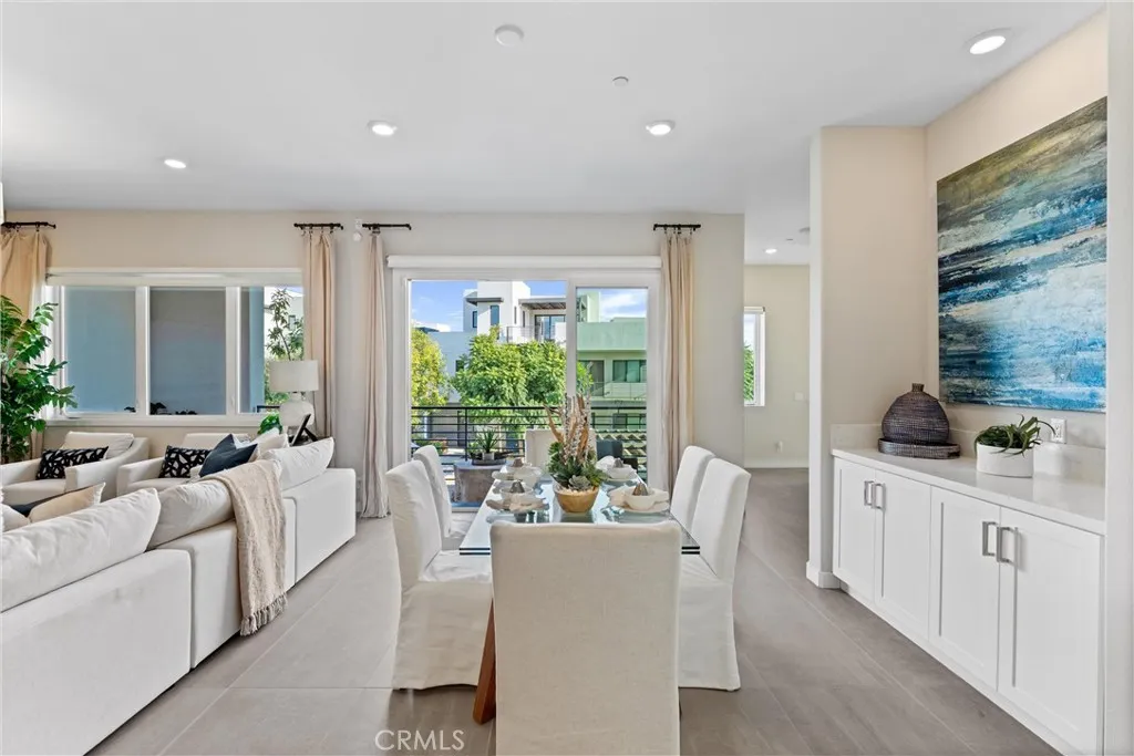 Additional image 13 of 419 Transport, Tustin, CA 92782