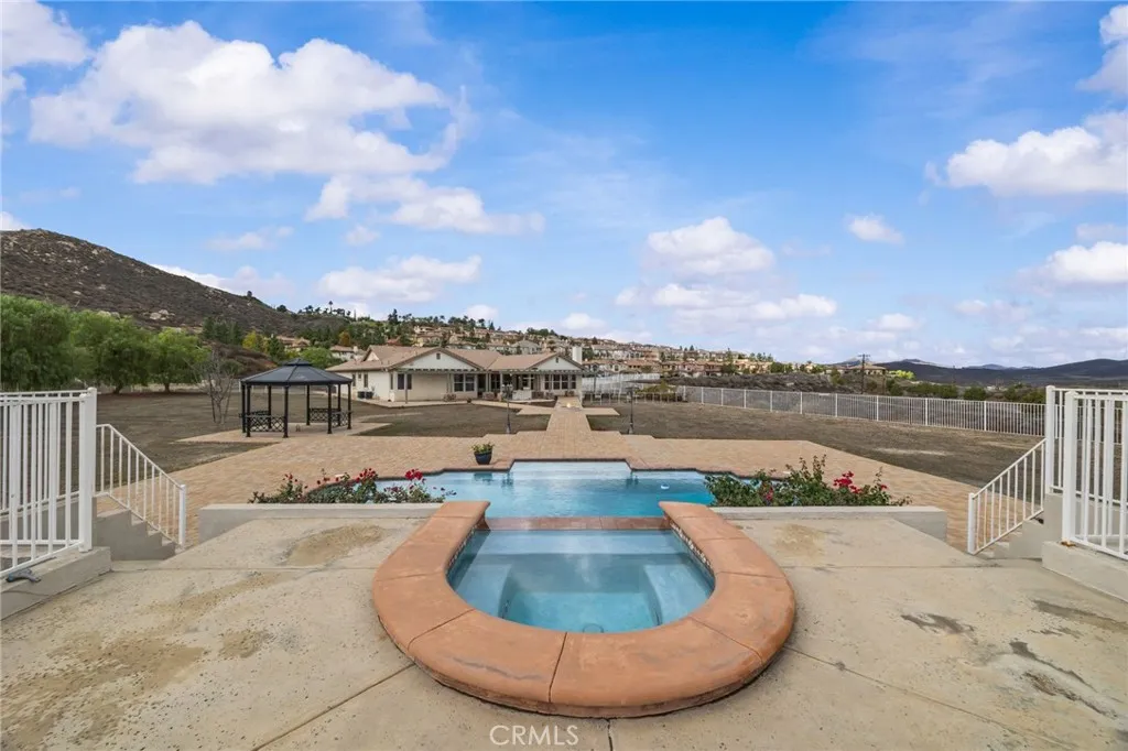 Additional image 45 of 101 Via De La Valle, Lake Elsinore, CA 92532