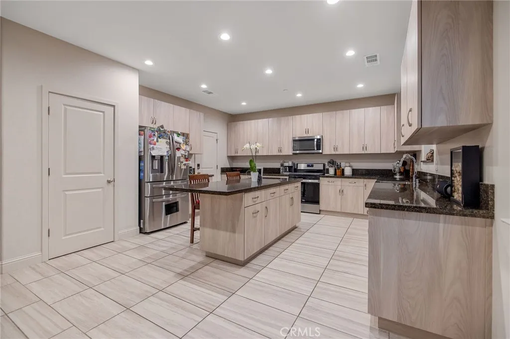 Additional image 60 of 3433 W Milan Ave, Visalia, CA 93277