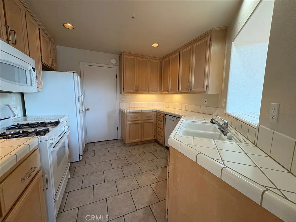 Additional image 32 of 549 Shoal Circle, Redwood City, CA 94065