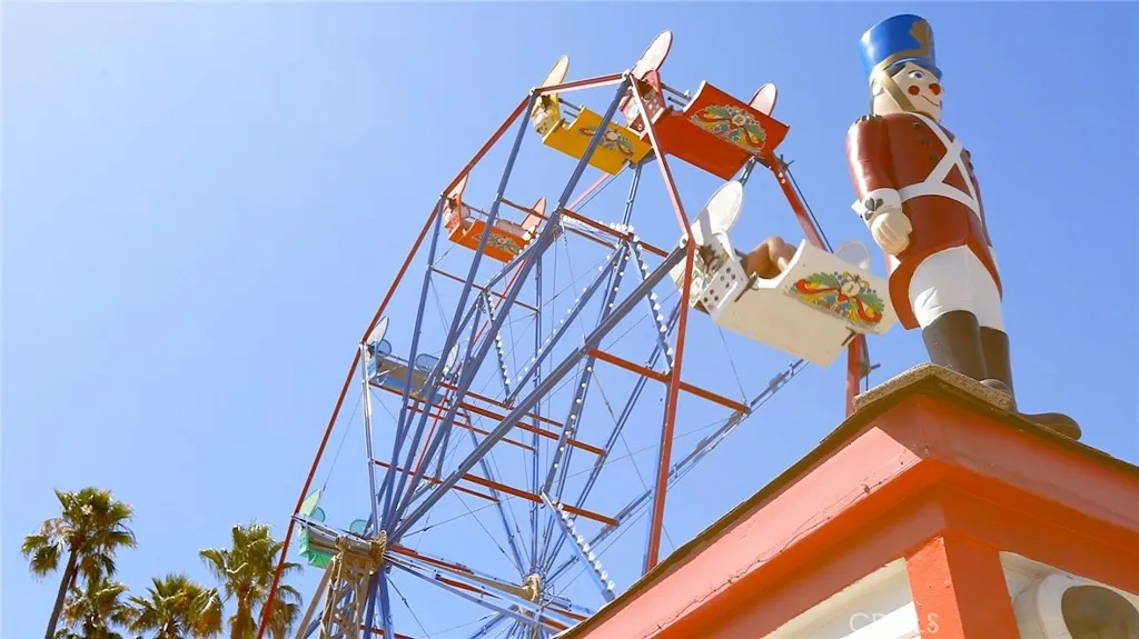 Additional image 23 of 310 Fernando Street Unit 303, Newport Beach, CA 92661