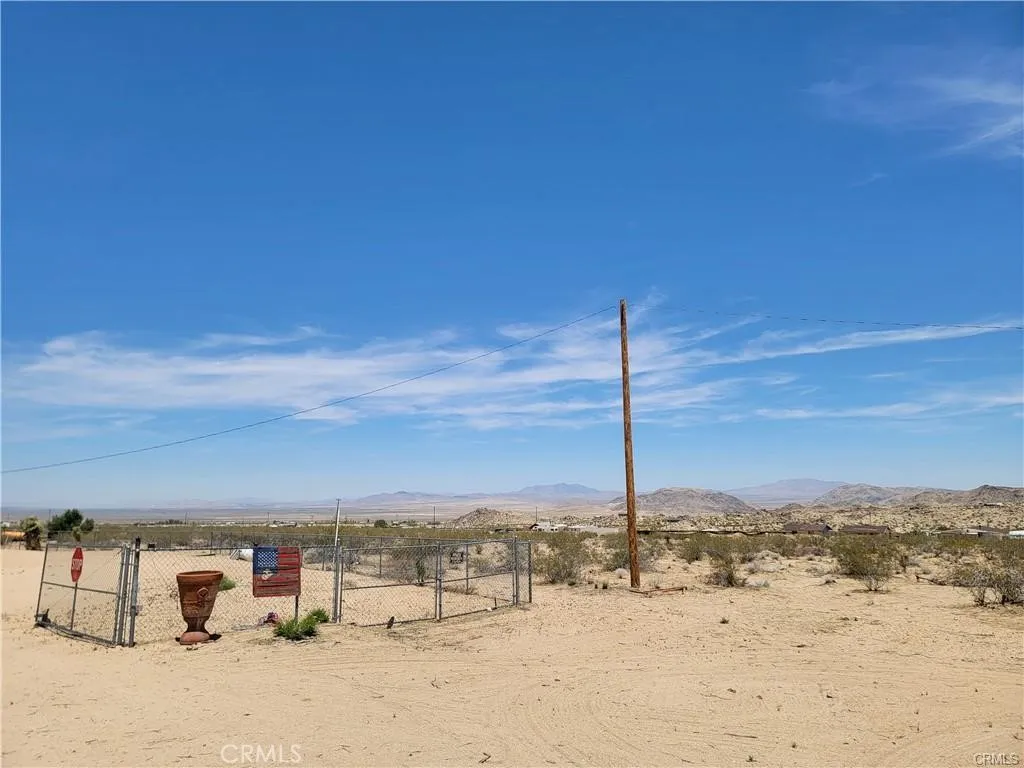 Additional image 21 of 5566 Oleta Rd, Landers, CA 92285