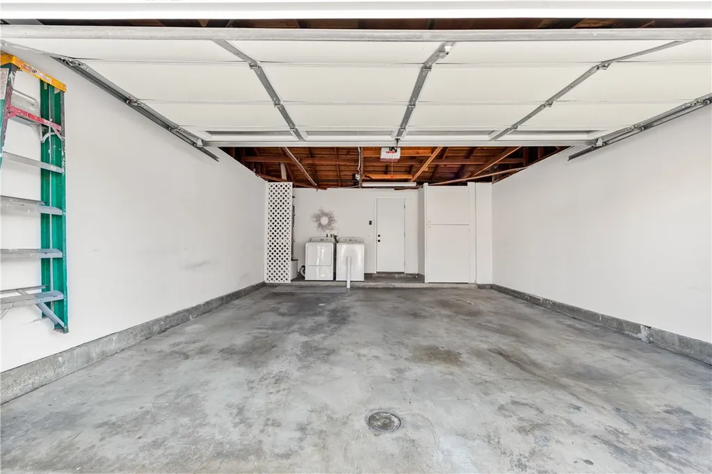 Additional image 63 of 18576 Vallarta Dr, Huntington Beach, CA 92646