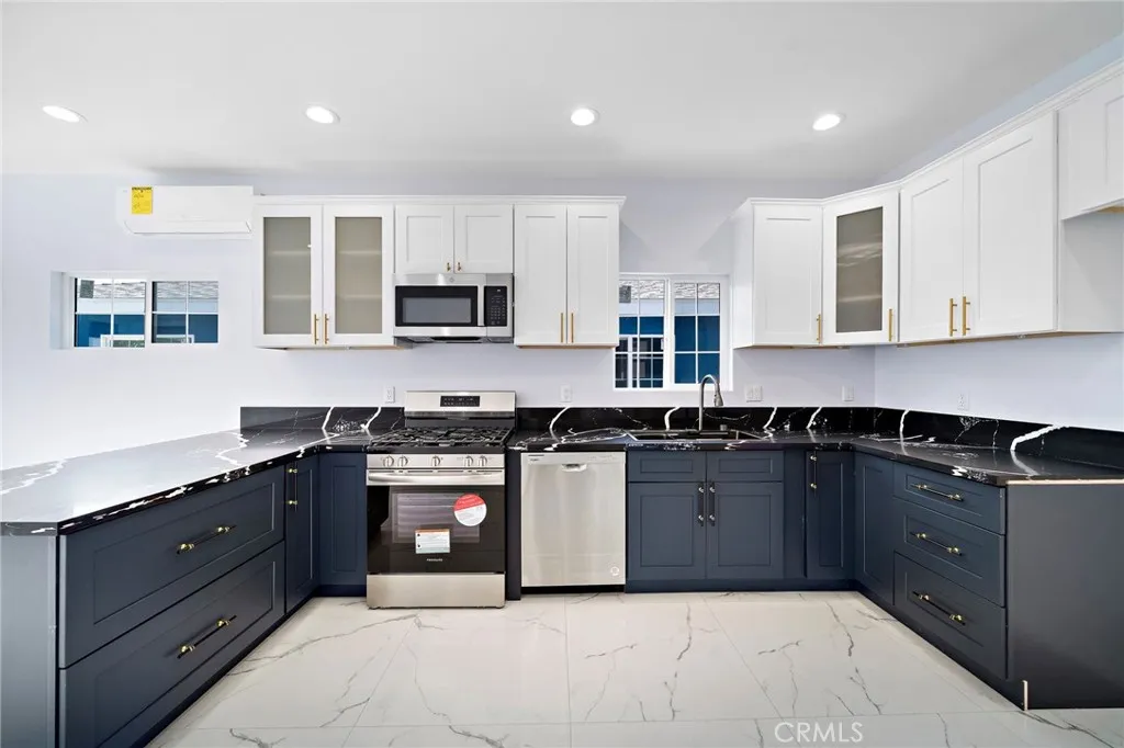 Additional image 118 of 14712 Newland Street, Midway City, CA 92655