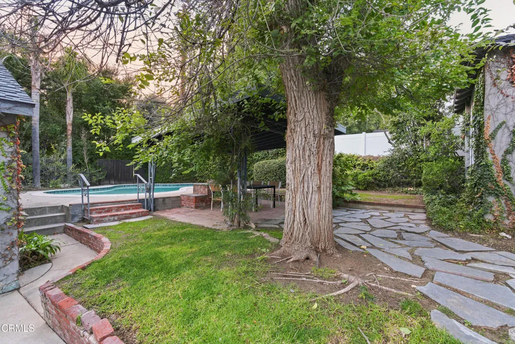 Additional image 33 of 4563 Loma Vista Drive, La Canada Flintridge, CA 91011