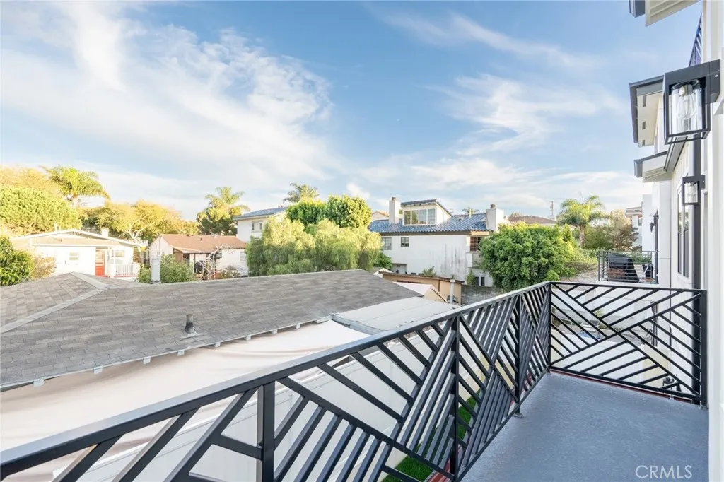 Additional image 19 of 110 S Irena Avenue Unit B, Redondo Beach, CA 90277