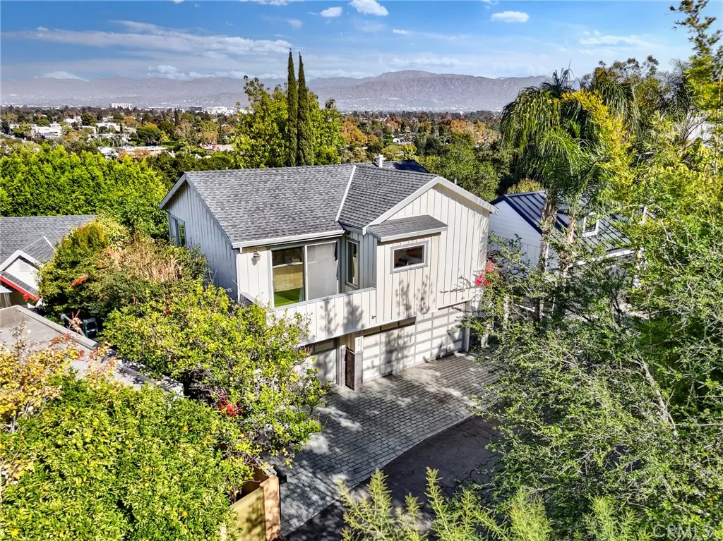 Additional image 3 of 11771 Laurelwood, Studio City, CA 91604