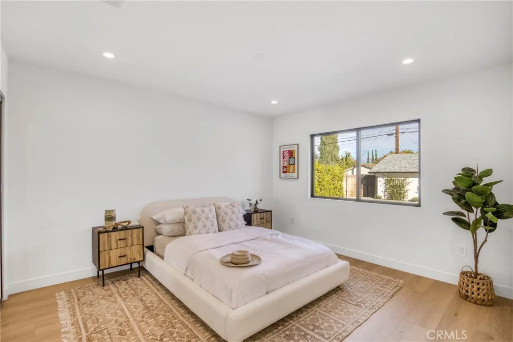 Additional image 48 of 7932 Woodlake, West Hills, CA 91304