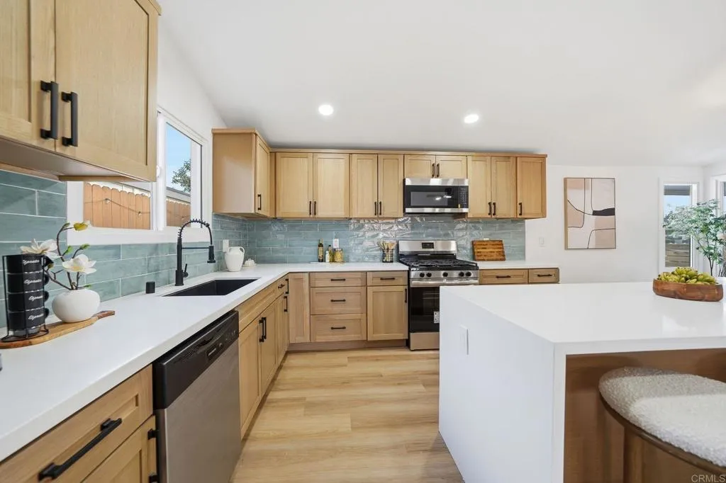 Additional image 53 of 2828 Mission Village Dr, San Diego, CA 92123