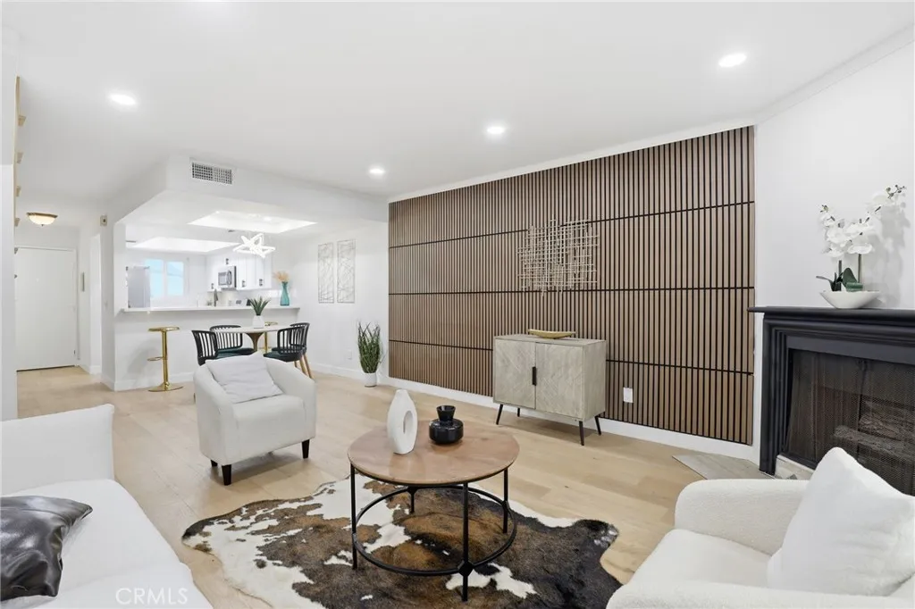 Additional image 34 of 11119 Camarillo St Unit 104, North Hollywood, CA 91602