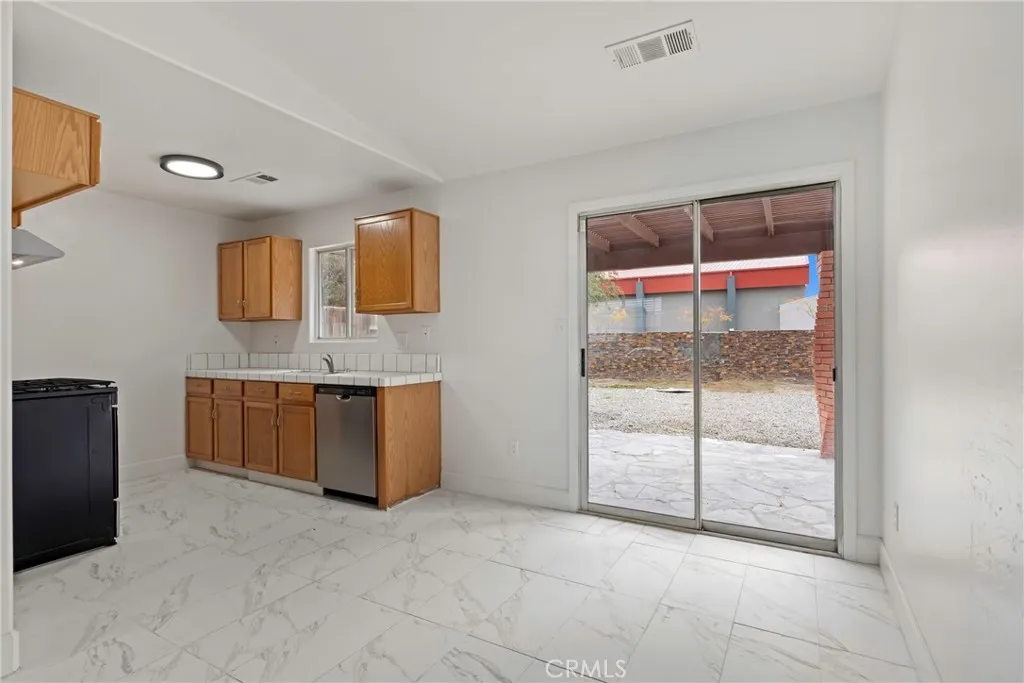 Additional image 12 of 333 Tanner Michael Dr, Bakersfield, CA 93308