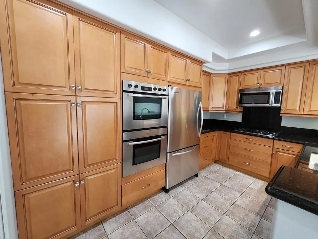 Additional image 49 of 8597 Via Mallorca Unit F, La Jolla, CA 92037