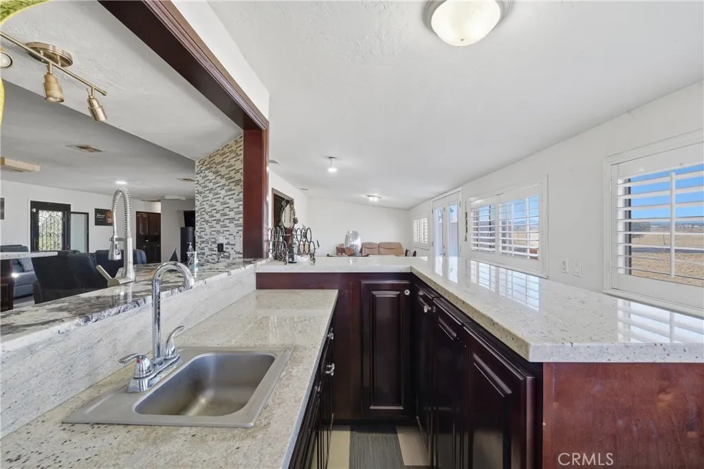 Additional image 55 of 10080 Deep Creek Rd, Apple Valley, CA 92308