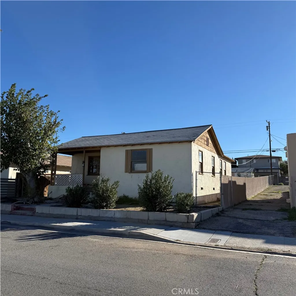 Additional image 6 of 124 W Fredricks St, Barstow, CA 92311