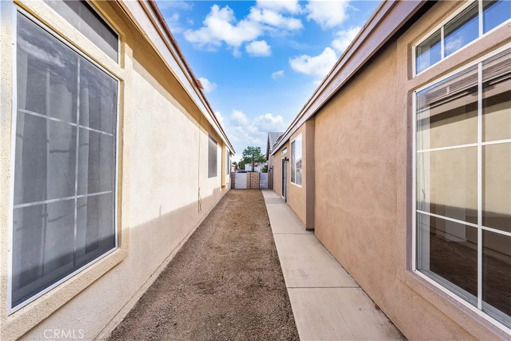 Additional image 107 of 19598 Rolling Green, Apple Valley, CA 92308